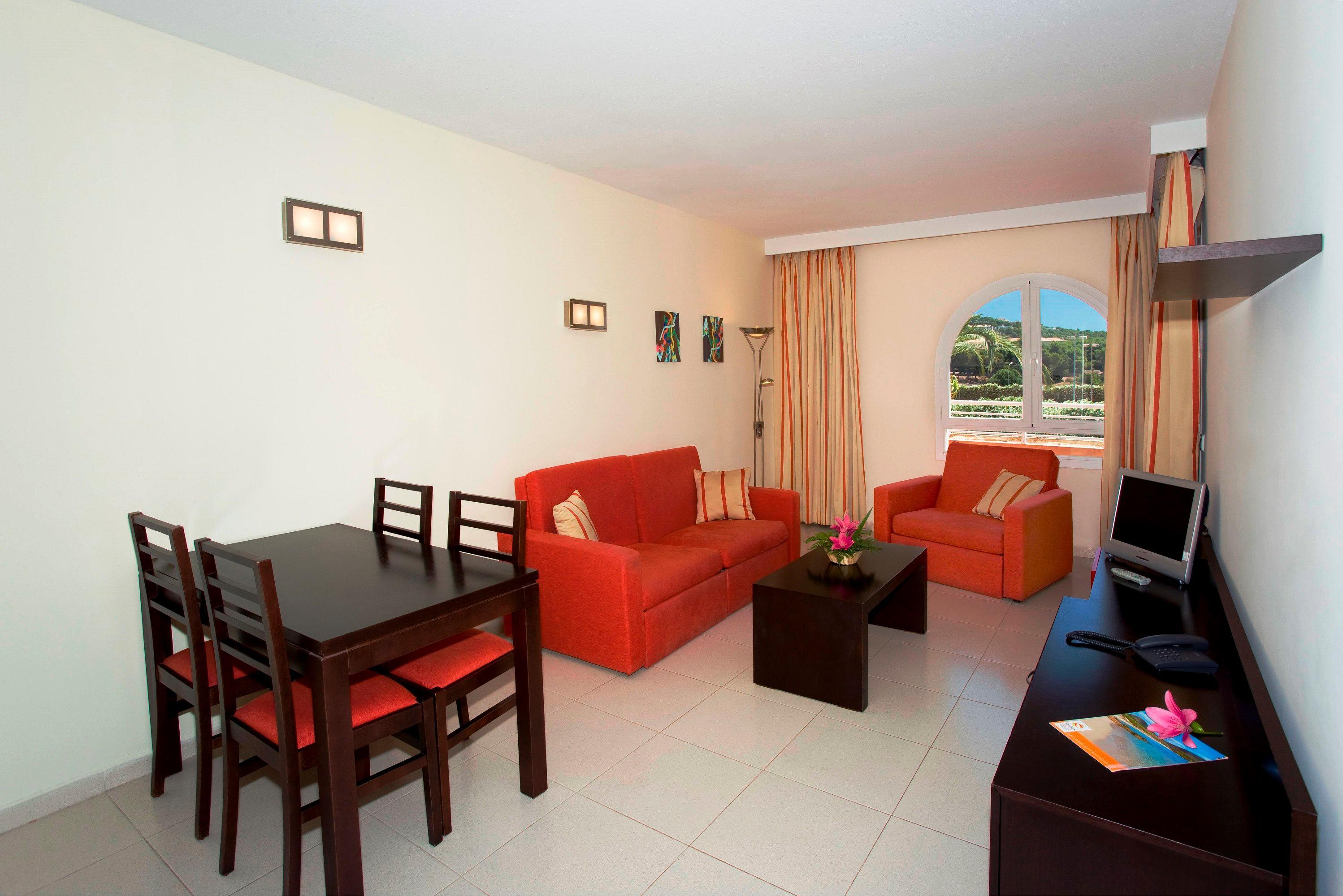Hotel Illot Suites Cala Ratjada  Bagian luar foto