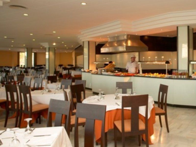 Hotel Illot Suites Cala Ratjada  Bagian luar foto