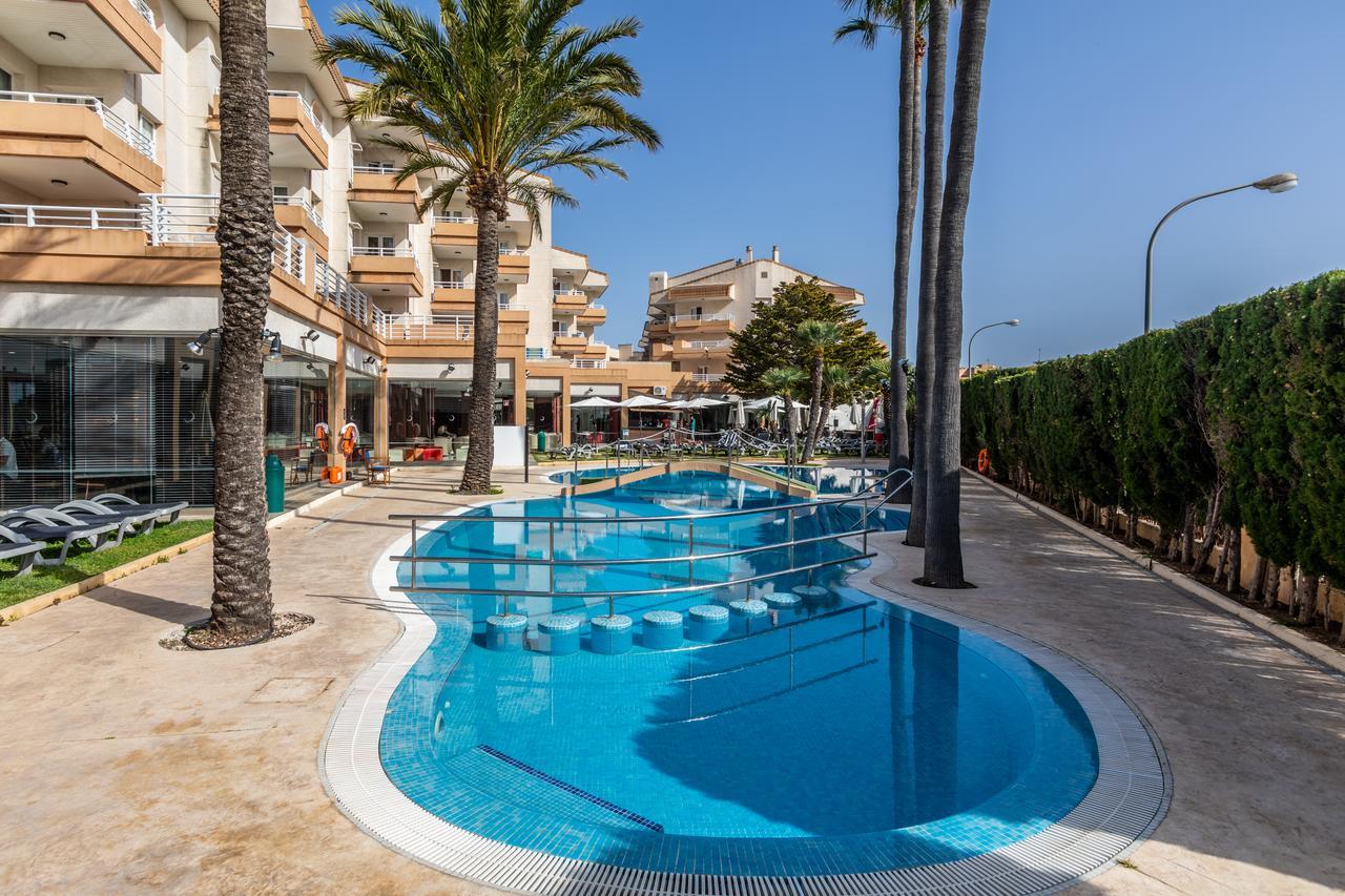 Hotel Illot Suites Cala Ratjada  Bagian luar foto