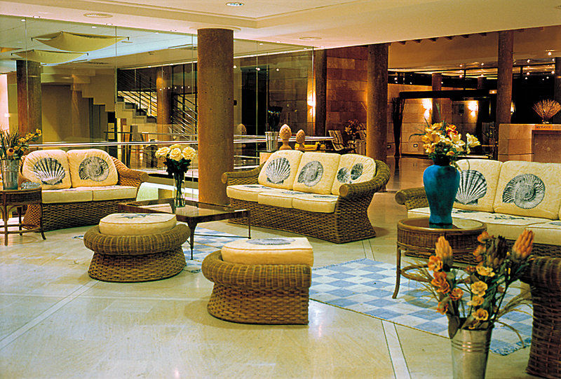 Hotel Illot Suites Cala Ratjada  Bagian luar foto